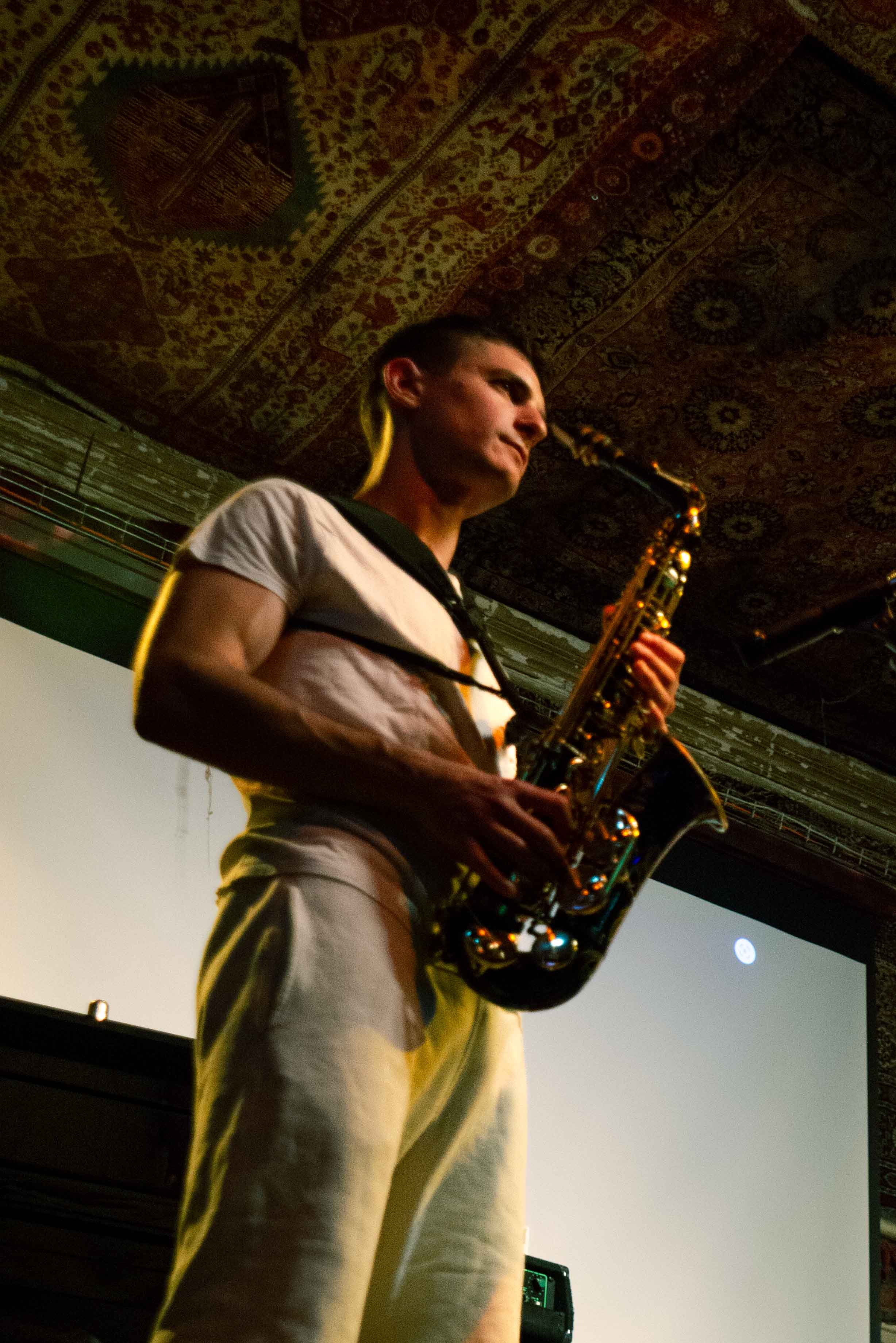 Lifeofawebcrawler @ La Gare Jazz (credit: Reem Chidiac)